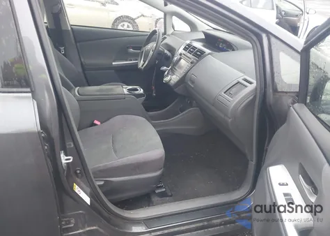 2013 Toyota Prius V Two z USA, uszkodzony, nr VIN JTDZN3EU5D3258461